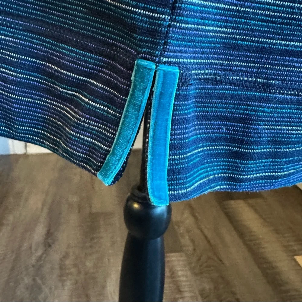 NWT T by Talbots Tunic Top in 1XP Blue Print Cowl Neck Long‎ Sleeve Textured